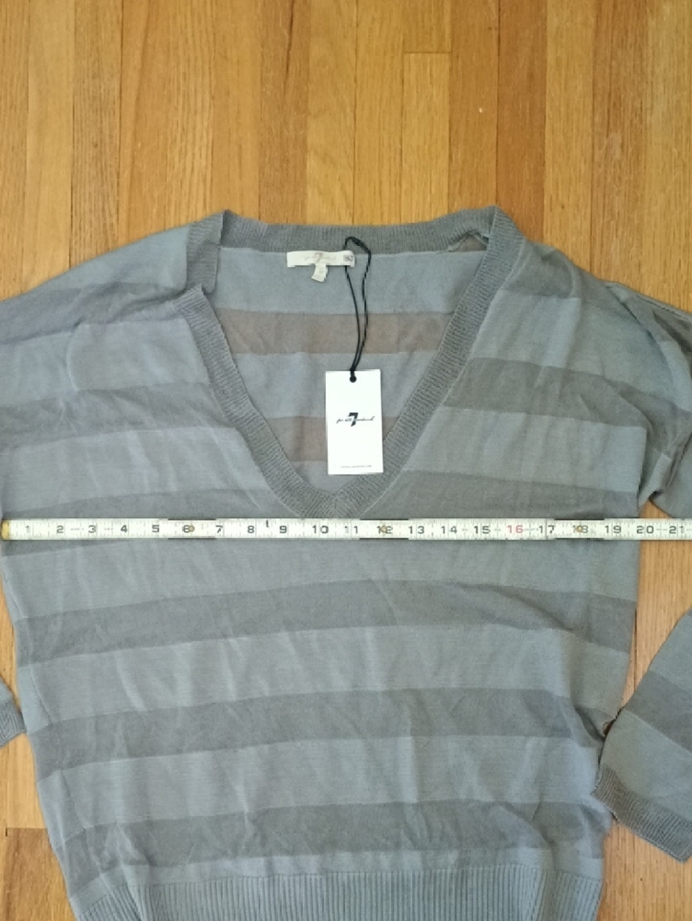 7 For All Mankind Light Gray Striped V-Neck Sweater - Picture 6 of 6